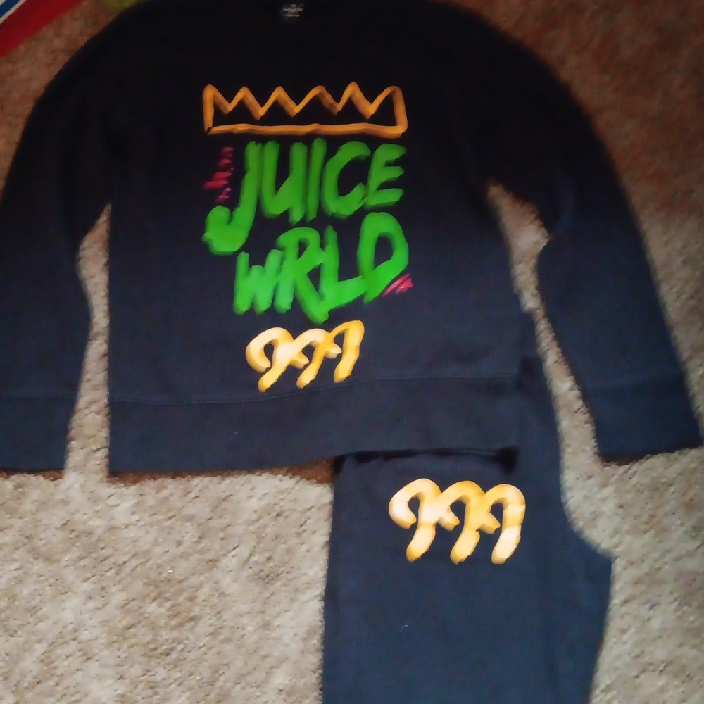 A juice world outfit